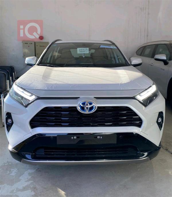 Toyota for sale in Iraq